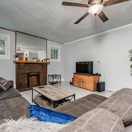 Awesome House, 5 Minutes To Dt, 2 Miles To Stadium And Ruby Memorial! Morgantown Luaran gambar