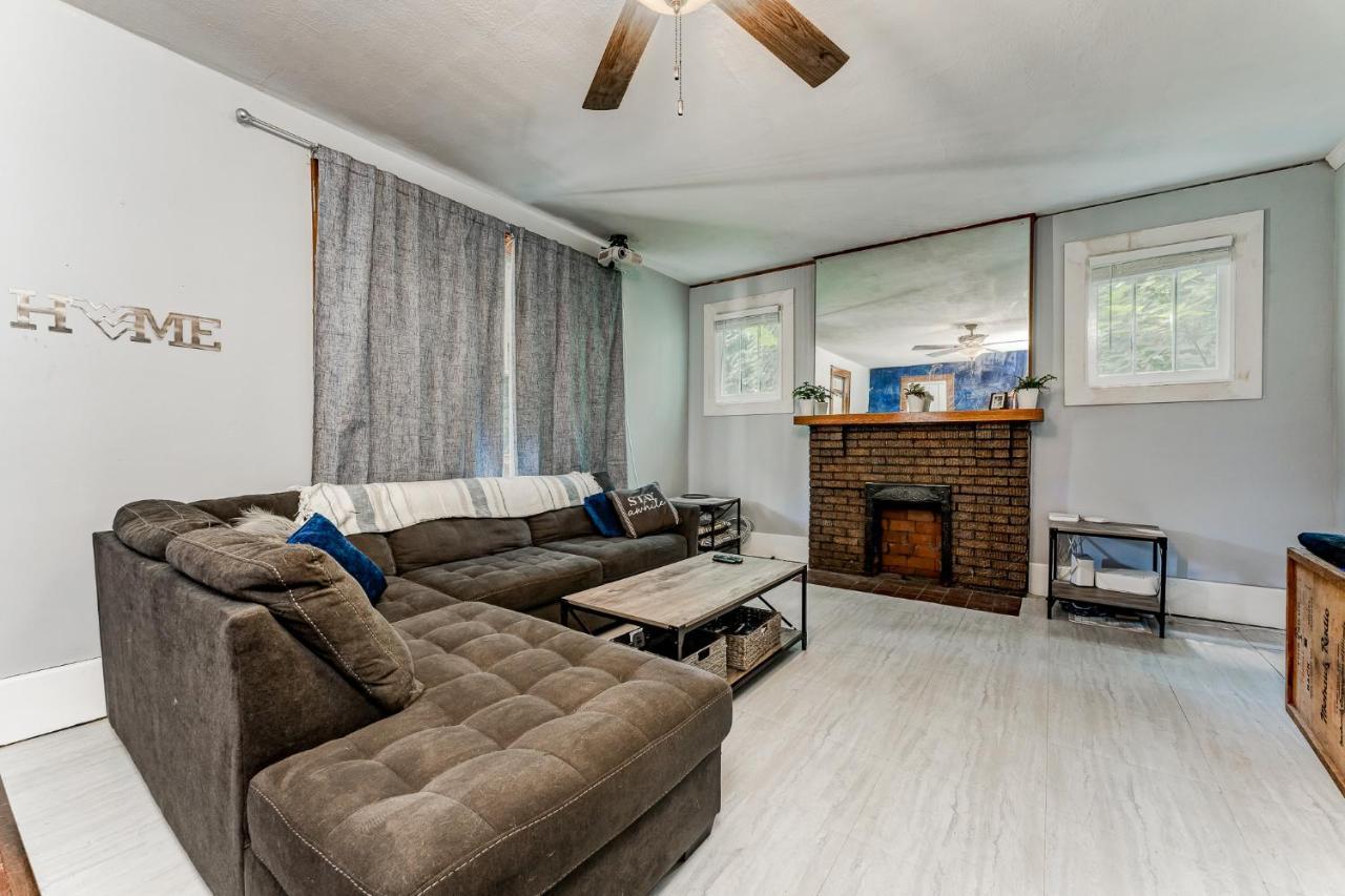 Awesome House, 5 Minutes To Dt, 2 Miles To Stadium And Ruby Memorial! Morgantown Luaran gambar