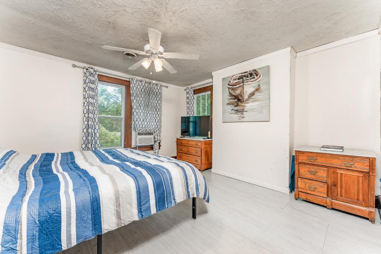 Awesome House, 5 Minutes To Dt, 2 Miles To Stadium And Ruby Memorial! Morgantown Luaran gambar